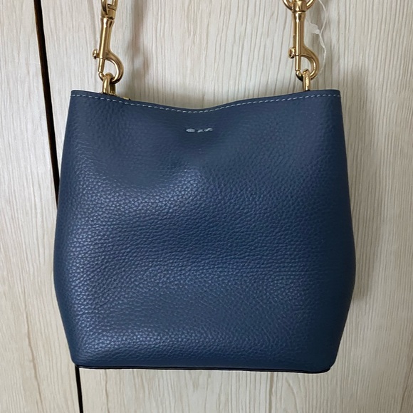 Mini Coach - Picture 3 of 16